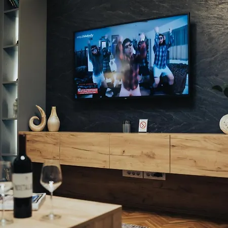 My Space Apartment *